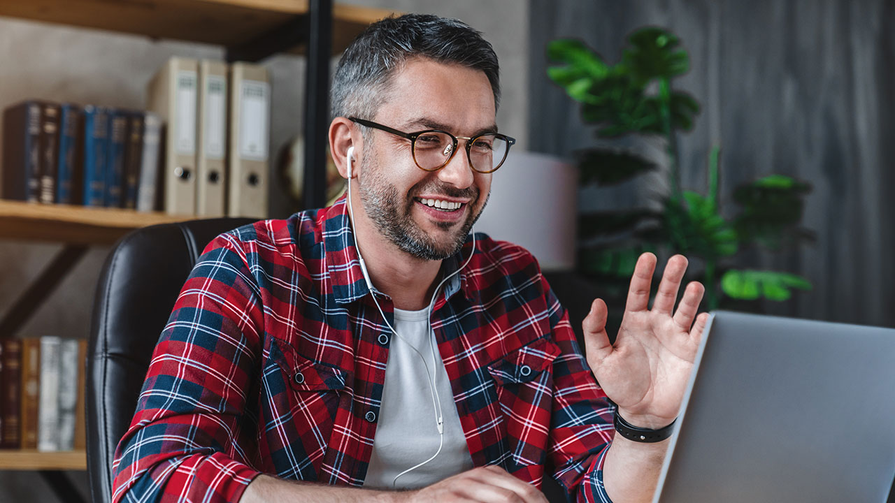 How to Become a Certified Executive Coach Online in Just 2 Hours a Week